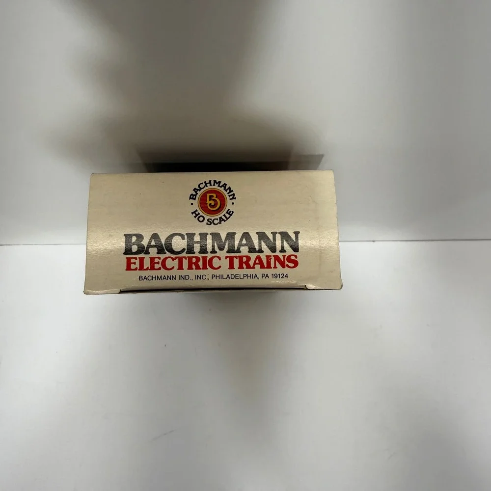 Bachmann HO Scale L&N Flat Car with Logs 43-1003-41 Louisville & Nashville Red